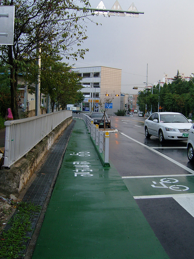05.jpg