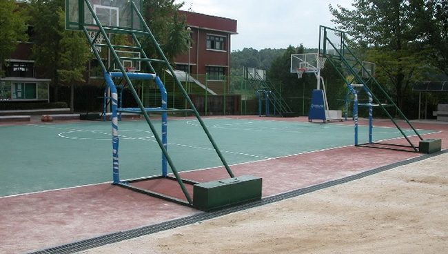 05.jpg