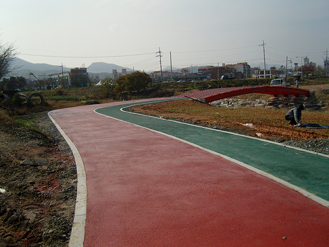 02.jpg